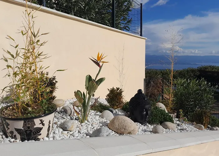 Gites Sassone, Vue Panoramique Sur Ajaccio Et La Mer